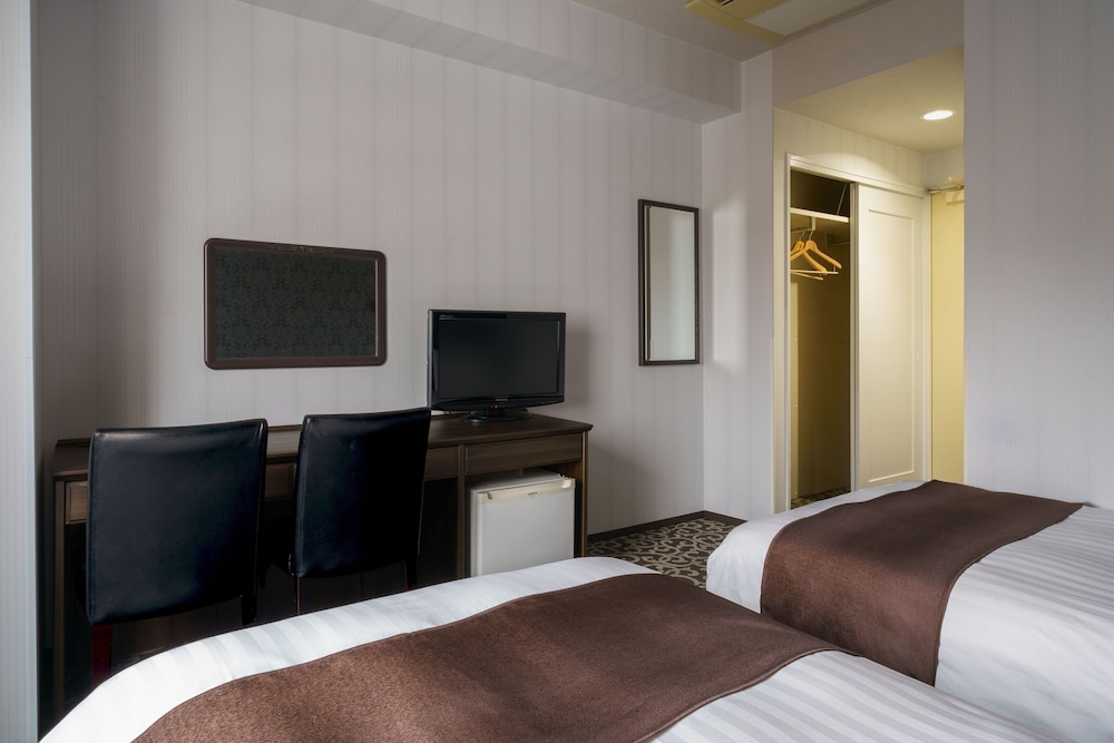 Hotel Centmain Nagoya 66/72