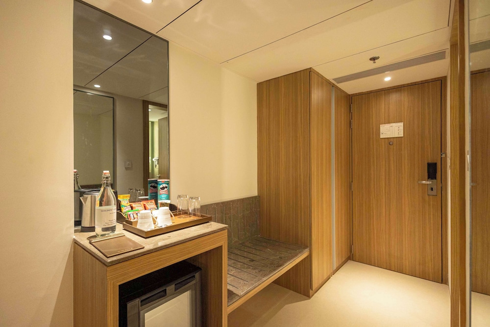 Golden Tulip Bhopal 50/50