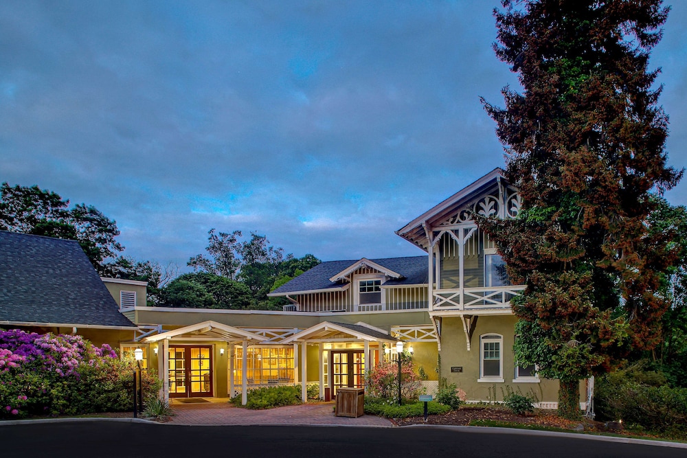 Tarrytown House Estate 1/50