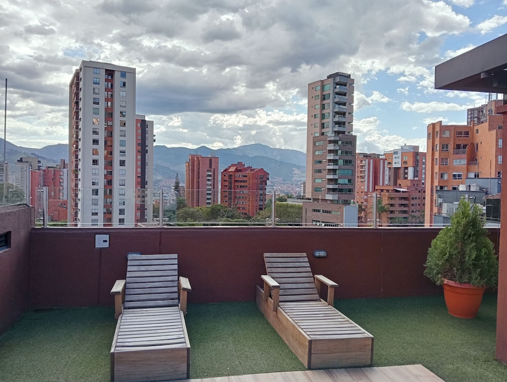 Hotel Lomas 10 65/68