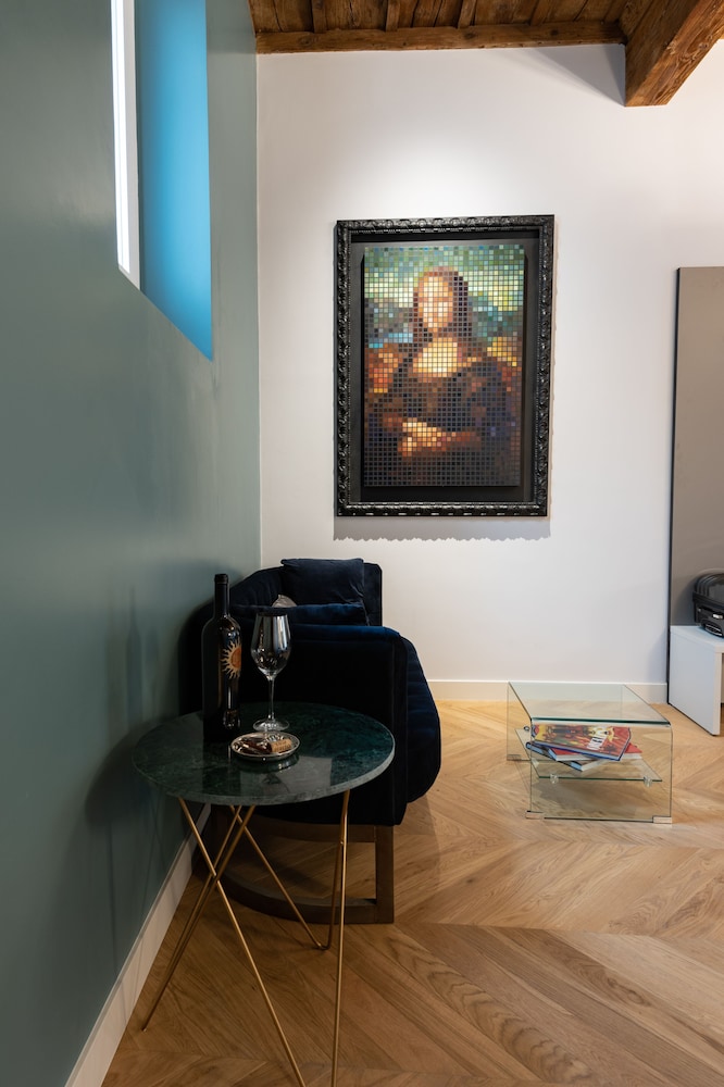 Kairos by Florence Art Apartments 65/74