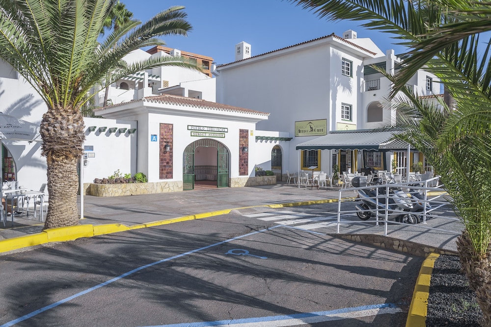 Hilton Vacation Club Sunset Harbour Club Tenerife 40/50