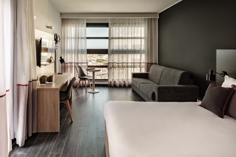 BE HOTEL 55/78