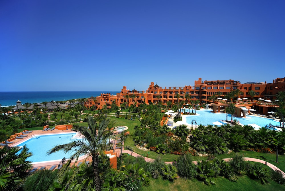 Royal Hideaway Sancti Petri A Member of Barcelo Hotel Group 11/72