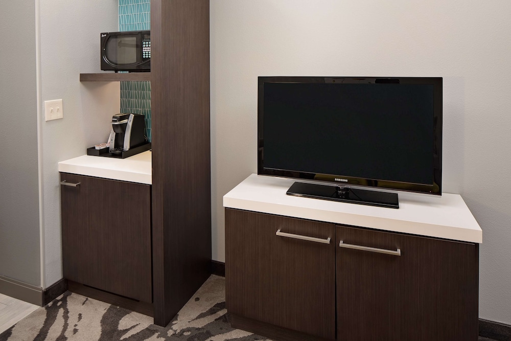Hilton Garden Inn Dfw Airport South 5/74