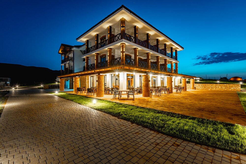 Hotel Qvevrebi 7/71