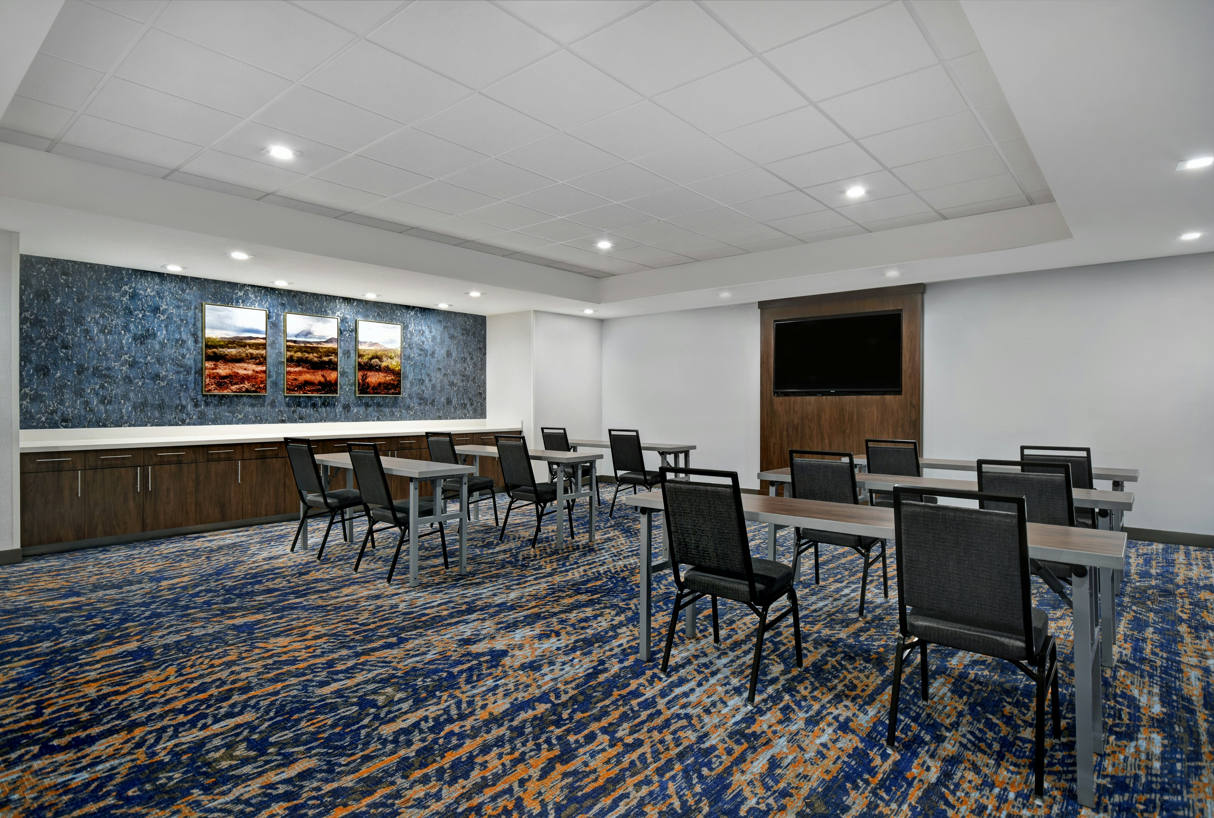 Hampton Inn Midland South 48/58