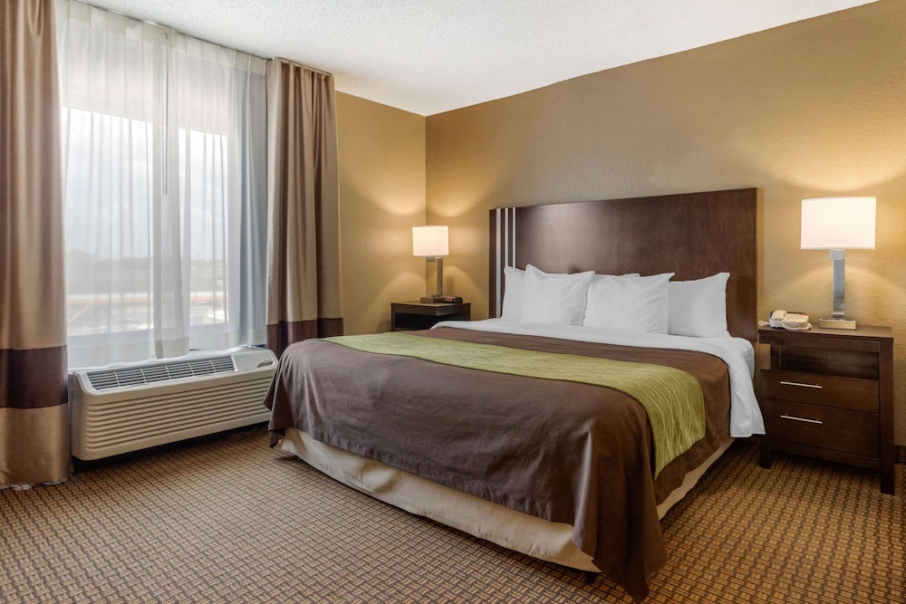 Sonesta Essential NW Houston 16/61