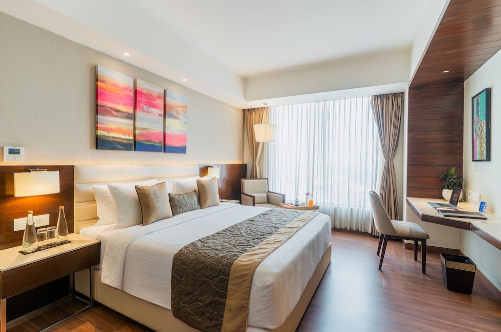 Nirvana Sarovar Portico Gorakhpur 18/62