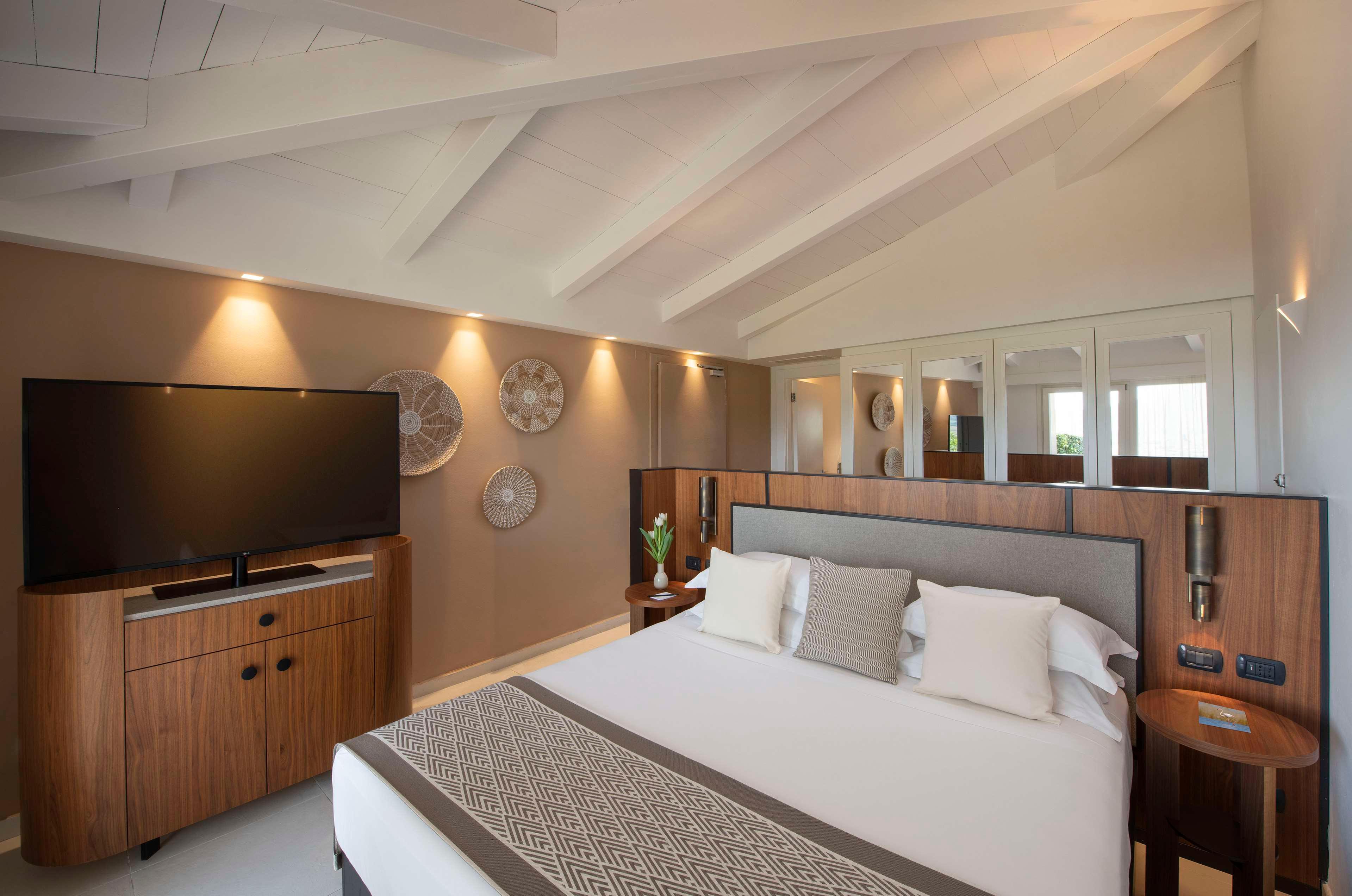 Deluxe, Double Bed, Bay View