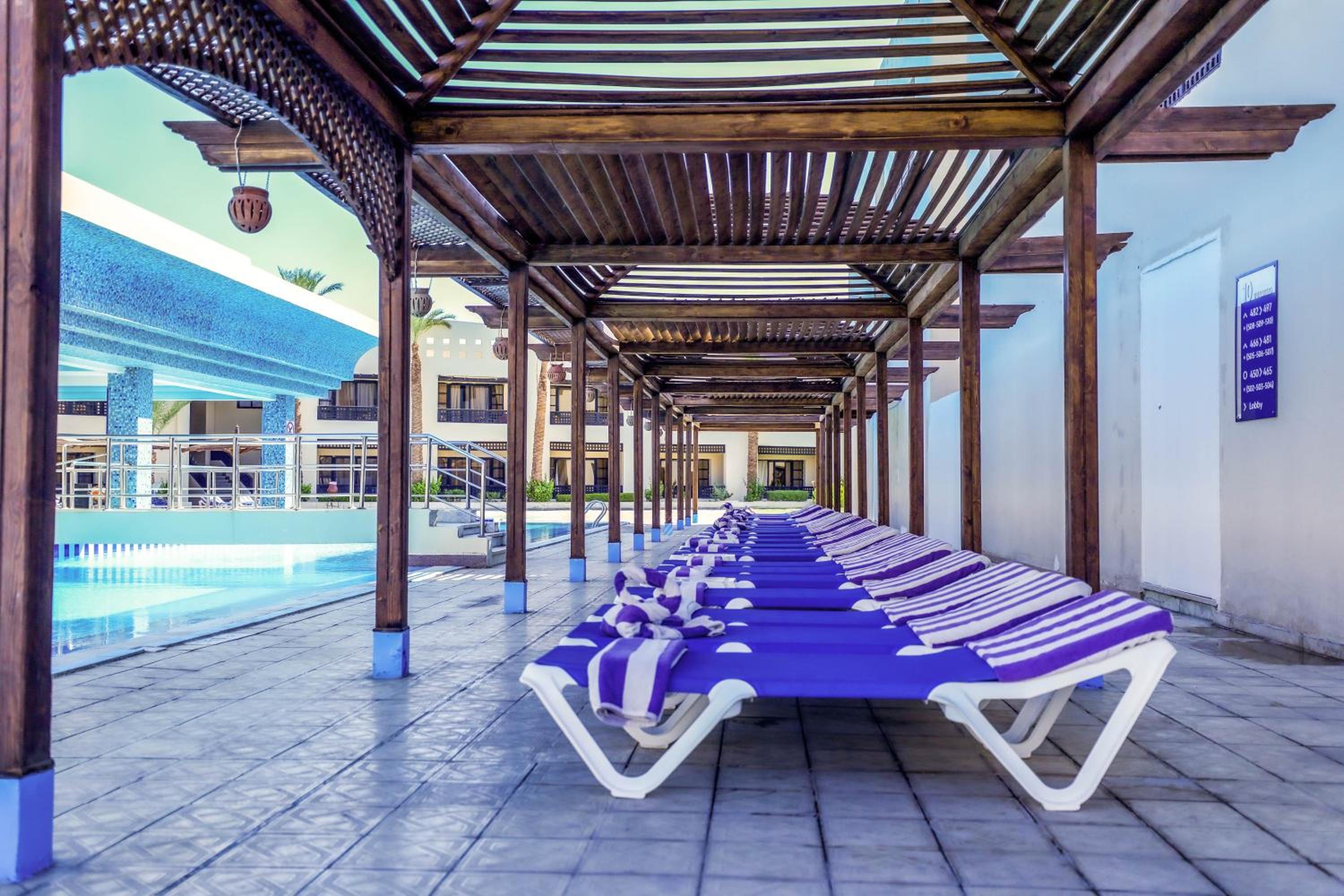 Blend Club Aqua Resort 36/65