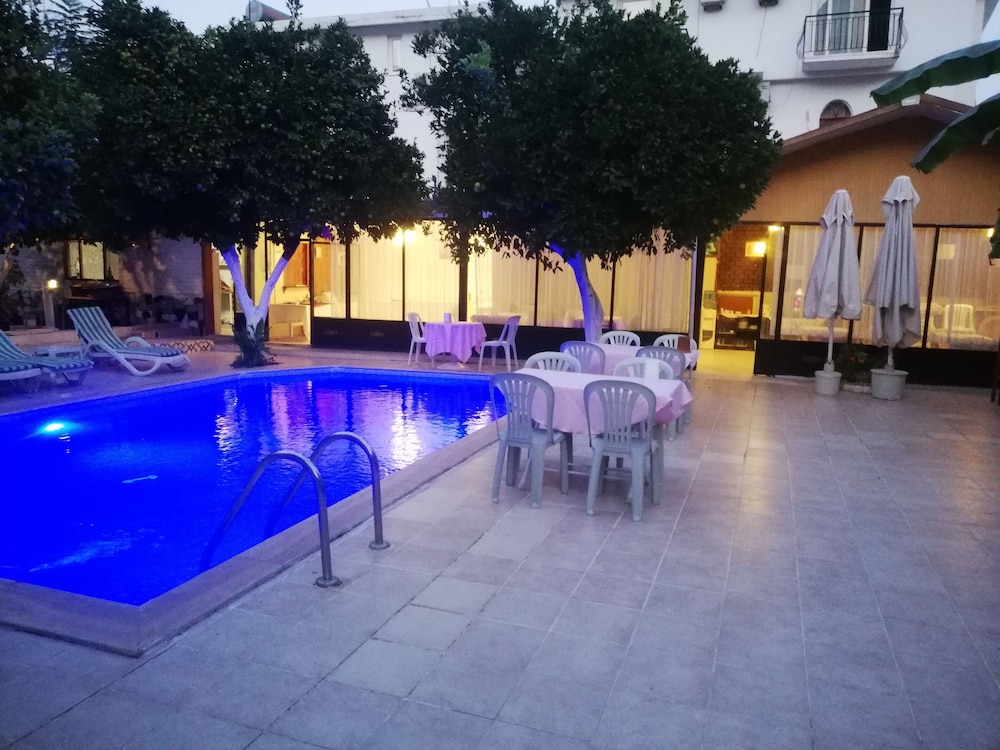Unal Boutique Hotel 35/40