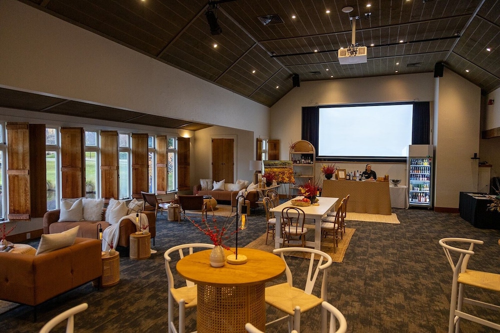Millbrook Resort 40/50