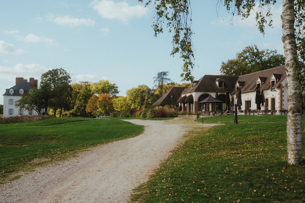 DOMAINE DU RONCEMAY 37/41