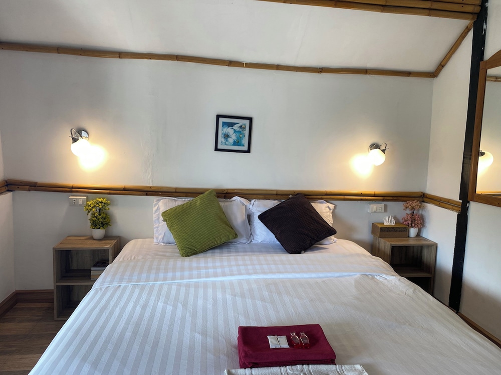 Majestic Sea View Resort 11/50