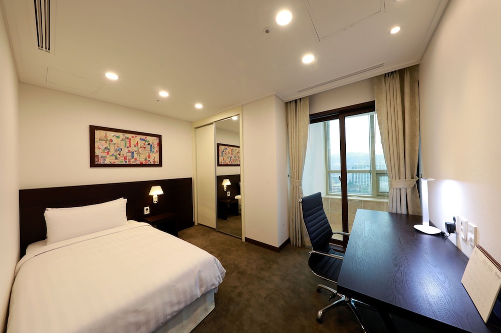 Orakai Insadong Suites 23/72