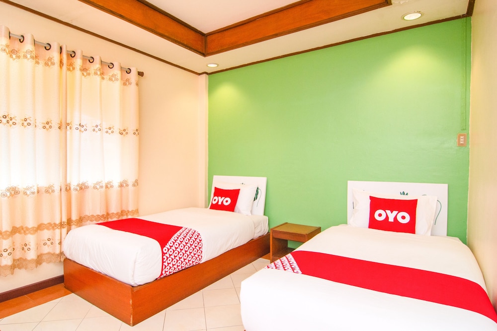 OYO 534 Phasuk Hotel 36/64