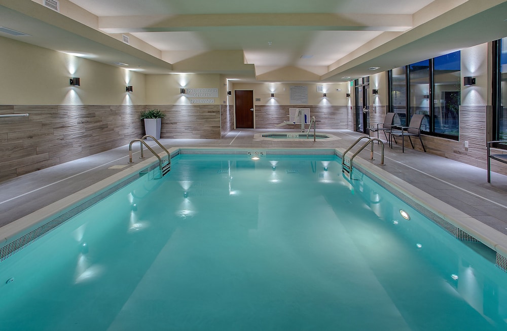 Fairfield Inn & Suites by Marriott Aberdeen 22/38