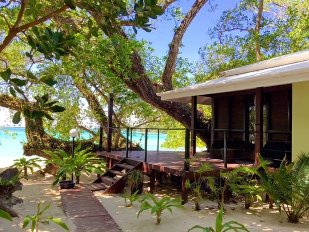 Barrier Beach Resort - Adults Only 45/50