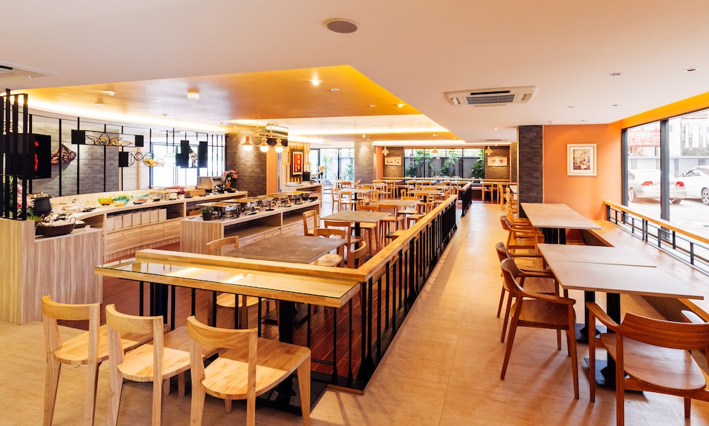 Baron Residence Bangkok 40/50