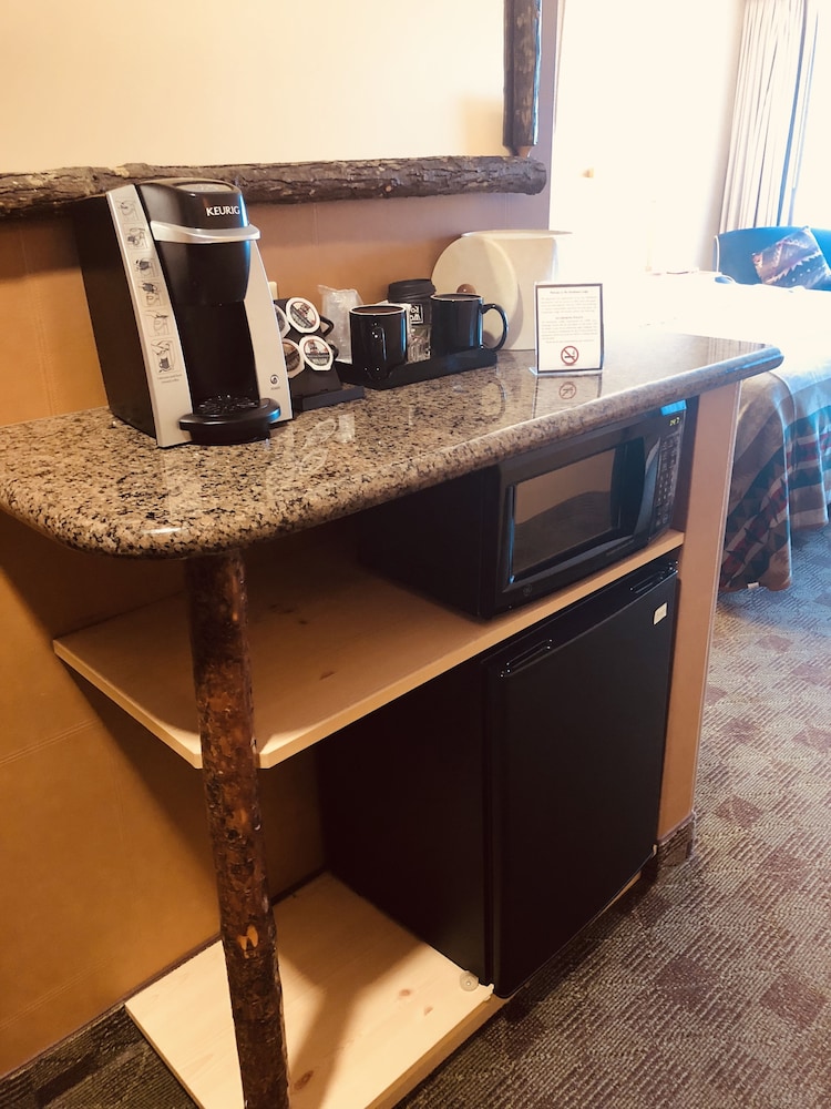 Heathman Lodge 41/48