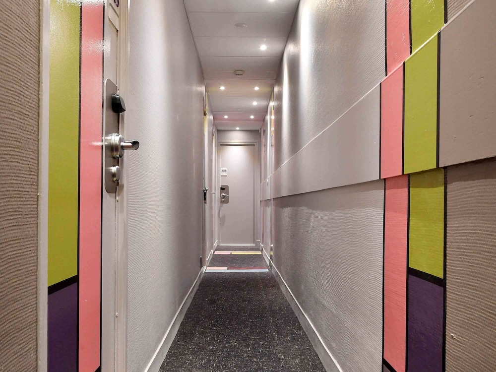 Mercure Boulevard Magenta 25/59