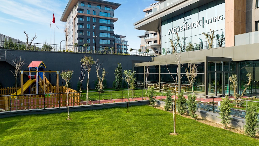 Movenpick Living Camlivadi 51/60