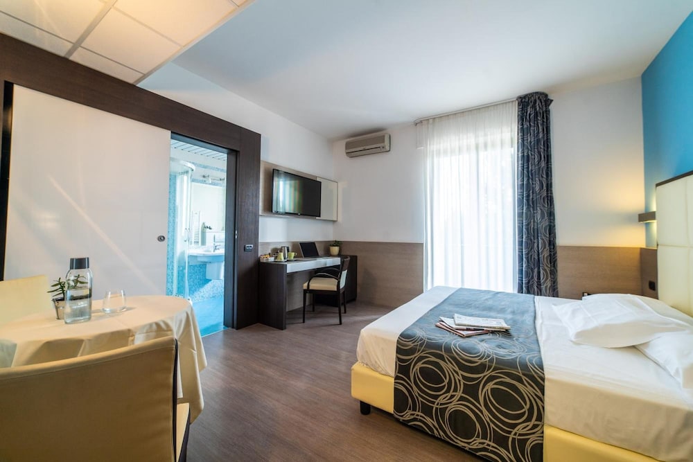 Hotel Gardenia 10/50