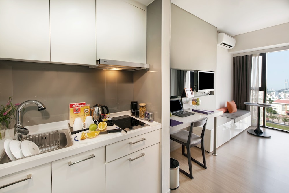 Novotel Living Saigon South 52/62