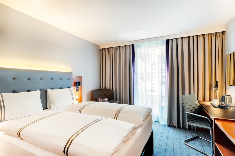 Premier Inn Frankfurt City Europaviertel 20/56