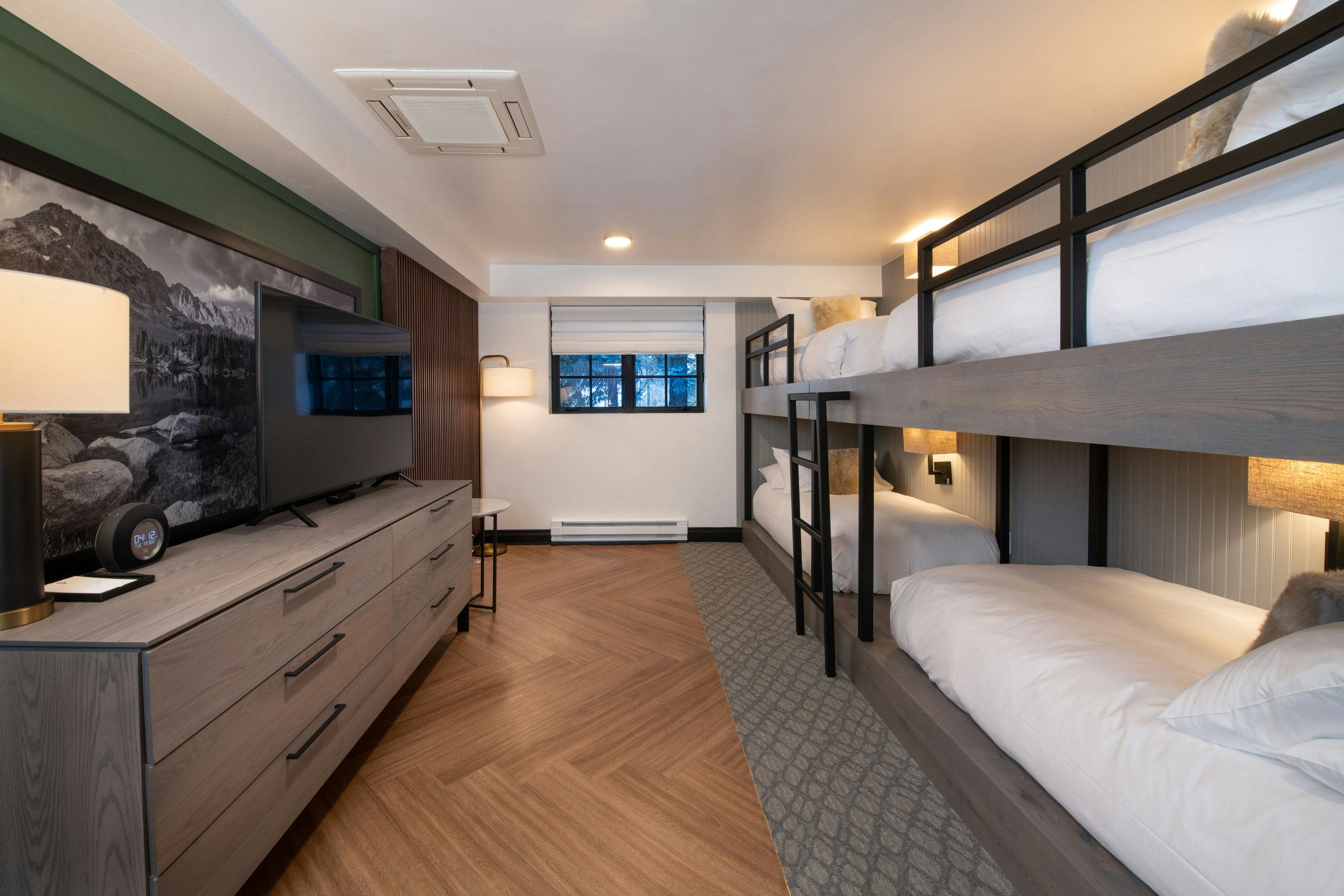 Gravity Haus Vail 16/50