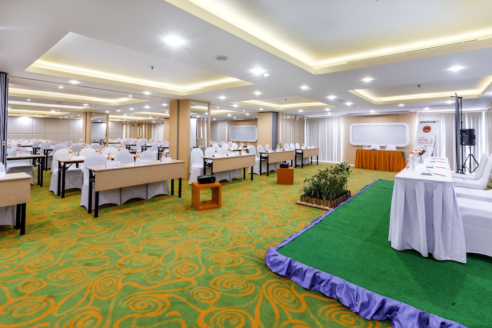 Kuta Galleria Hotel 61/69