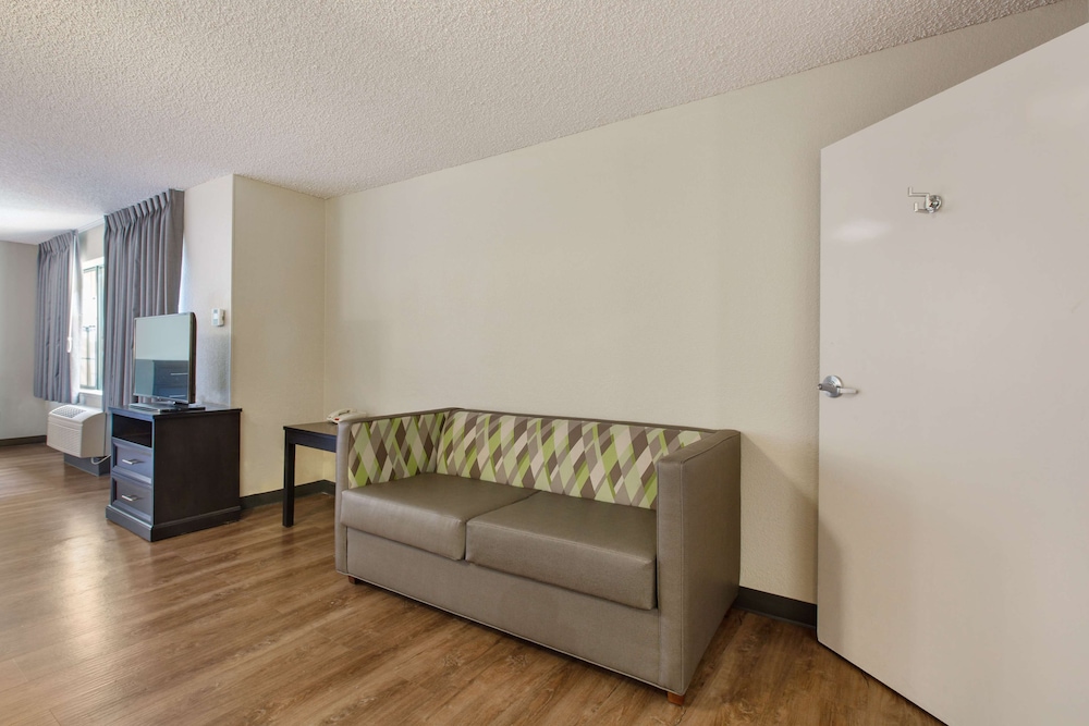 Extended Stay America - Union City - Dyer St. 41/66