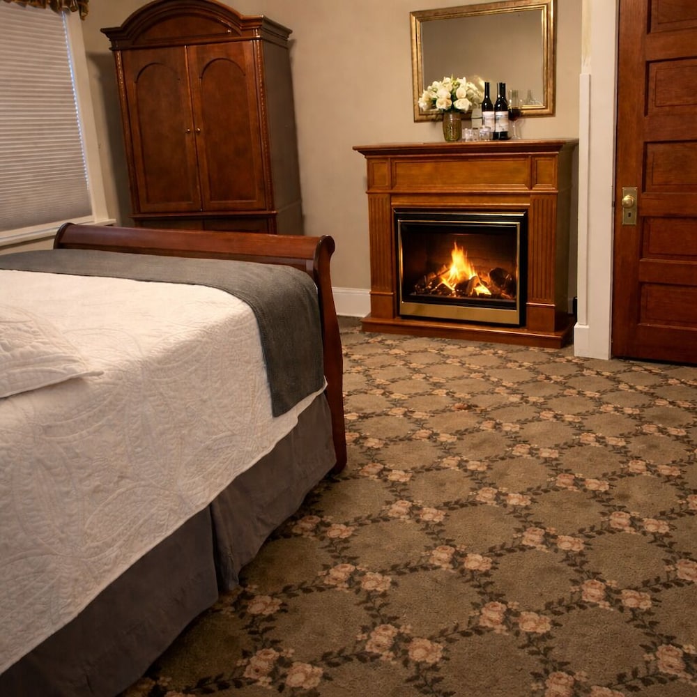 Victoria Resort and Bed & Breakfast 33/57