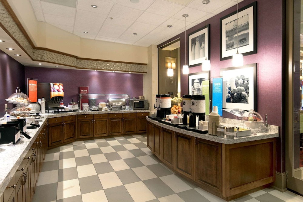 Hampton Inn & Suites Raleigh-durham Airport-Brier Creek 56/73