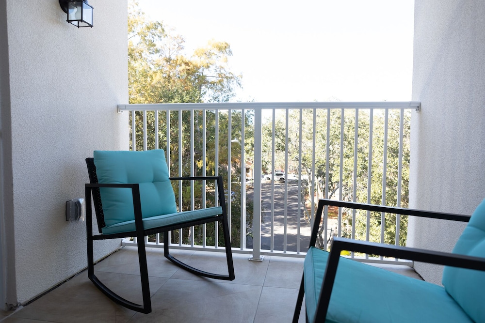 Candlewood Suites Safety Harbor 25/56