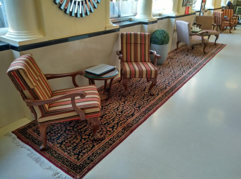 Hotel Elphinstone Annexe 34/53