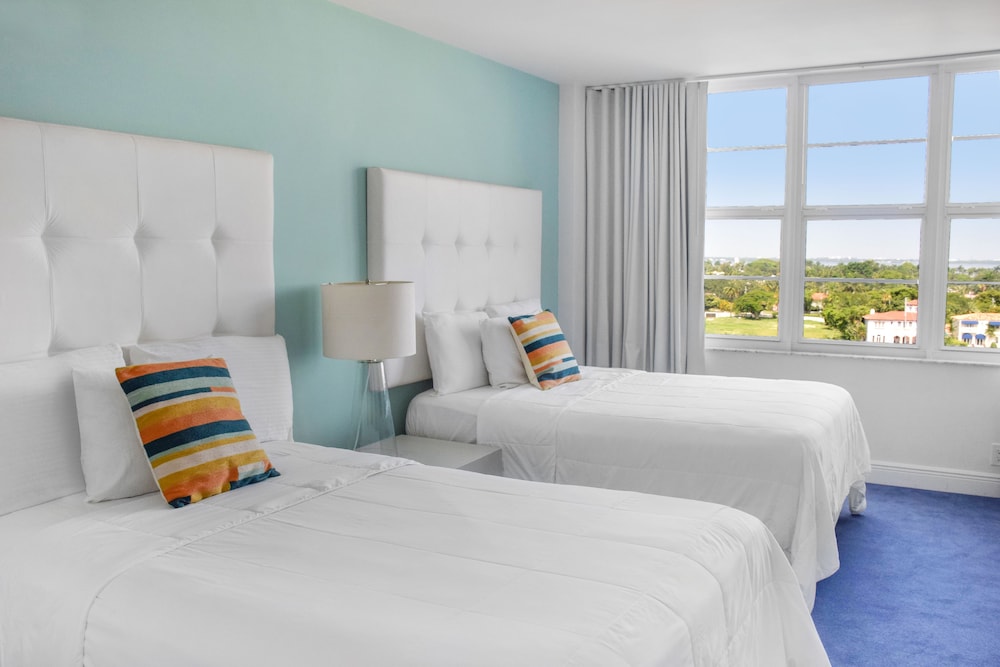 Seacoast Suites Hotel 12/75