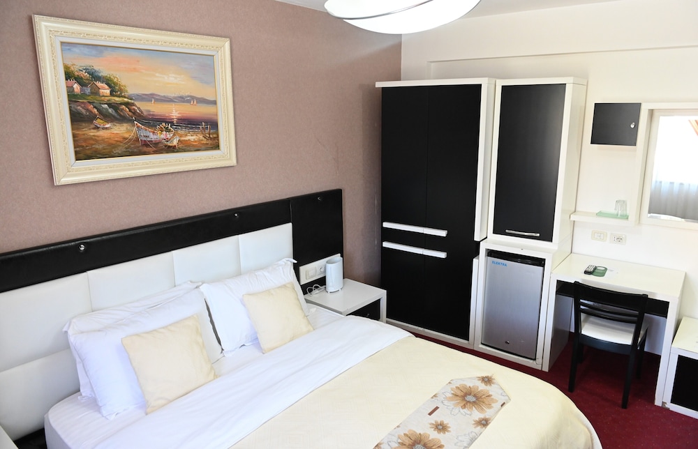 Hotel Liss 11/44