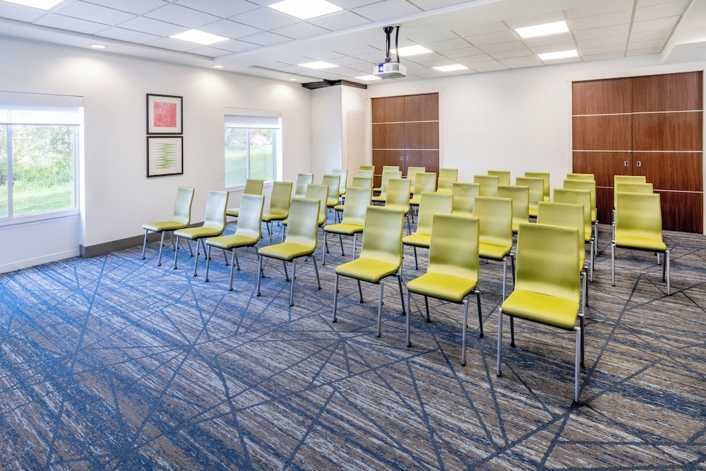 Holiday Inn Express Hotel And Suites Denver North Thornton 61/69