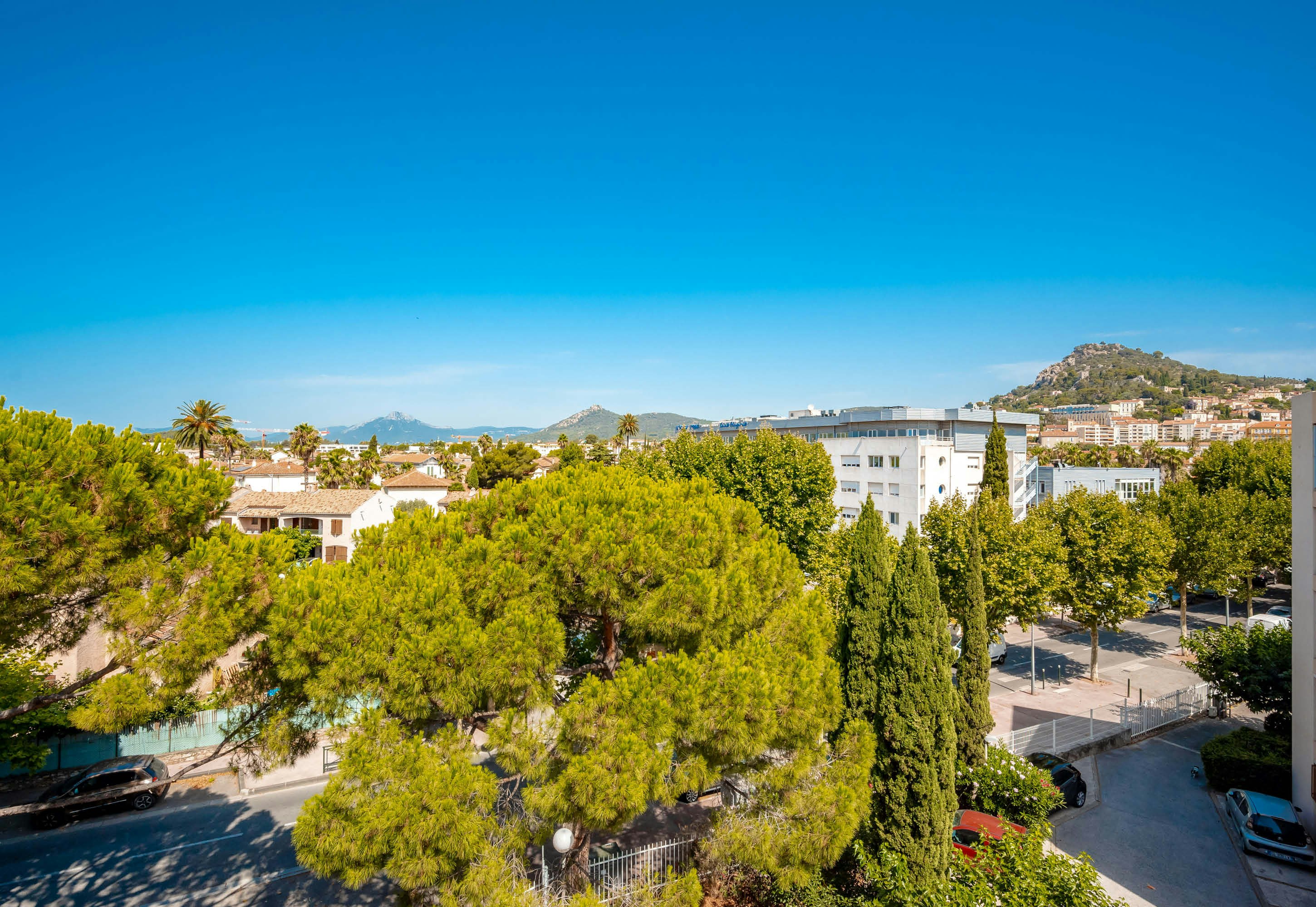 B&B Hotel Hyeres 25/27