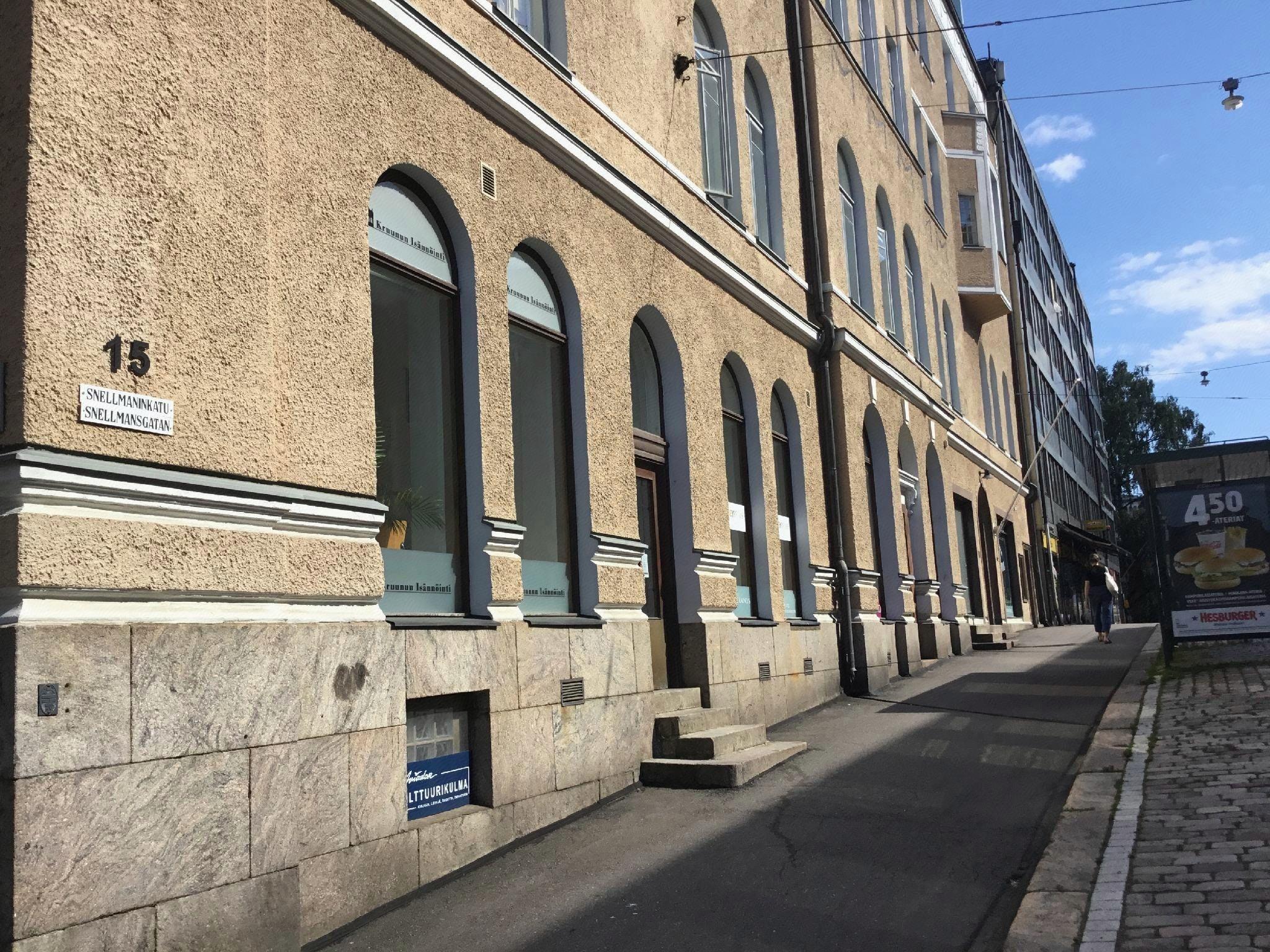Senate Hotel 19/26