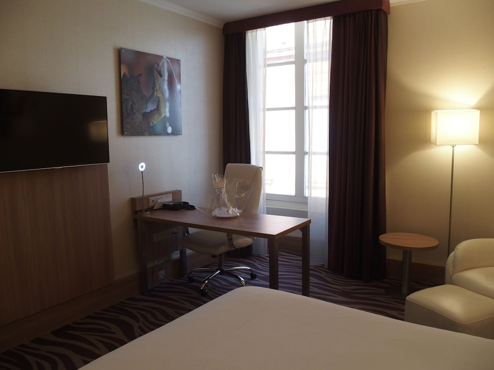 Plaza Hotel Capitole Toulouse 61/64