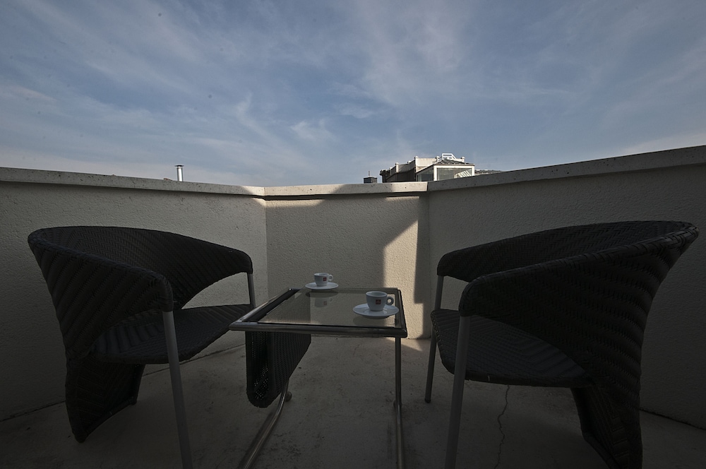 Taksim Prelude Hotel 36/39