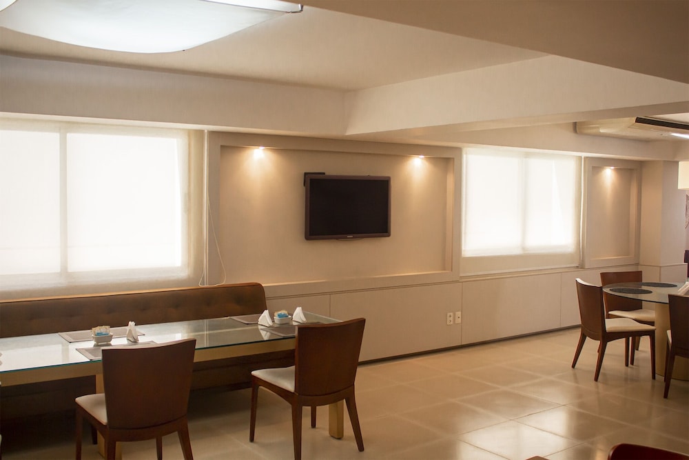Vip Hotel 27/37