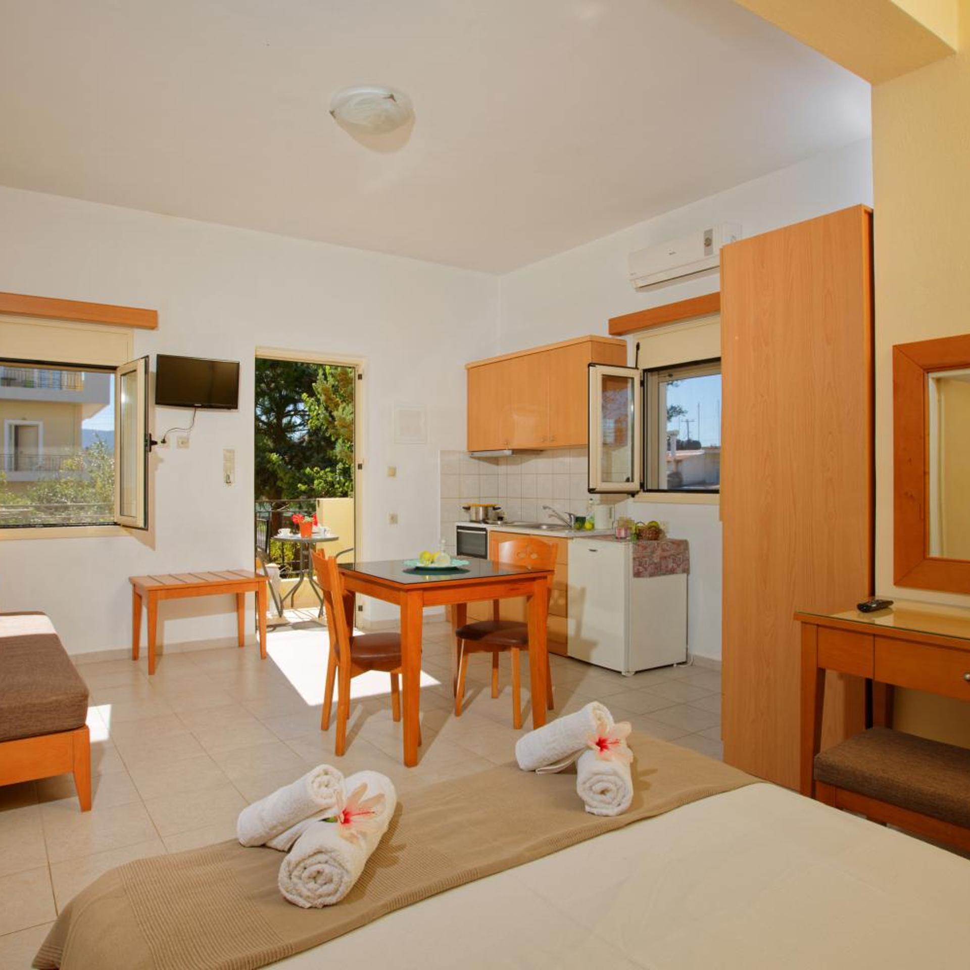 Fotis Apartments 24/55
