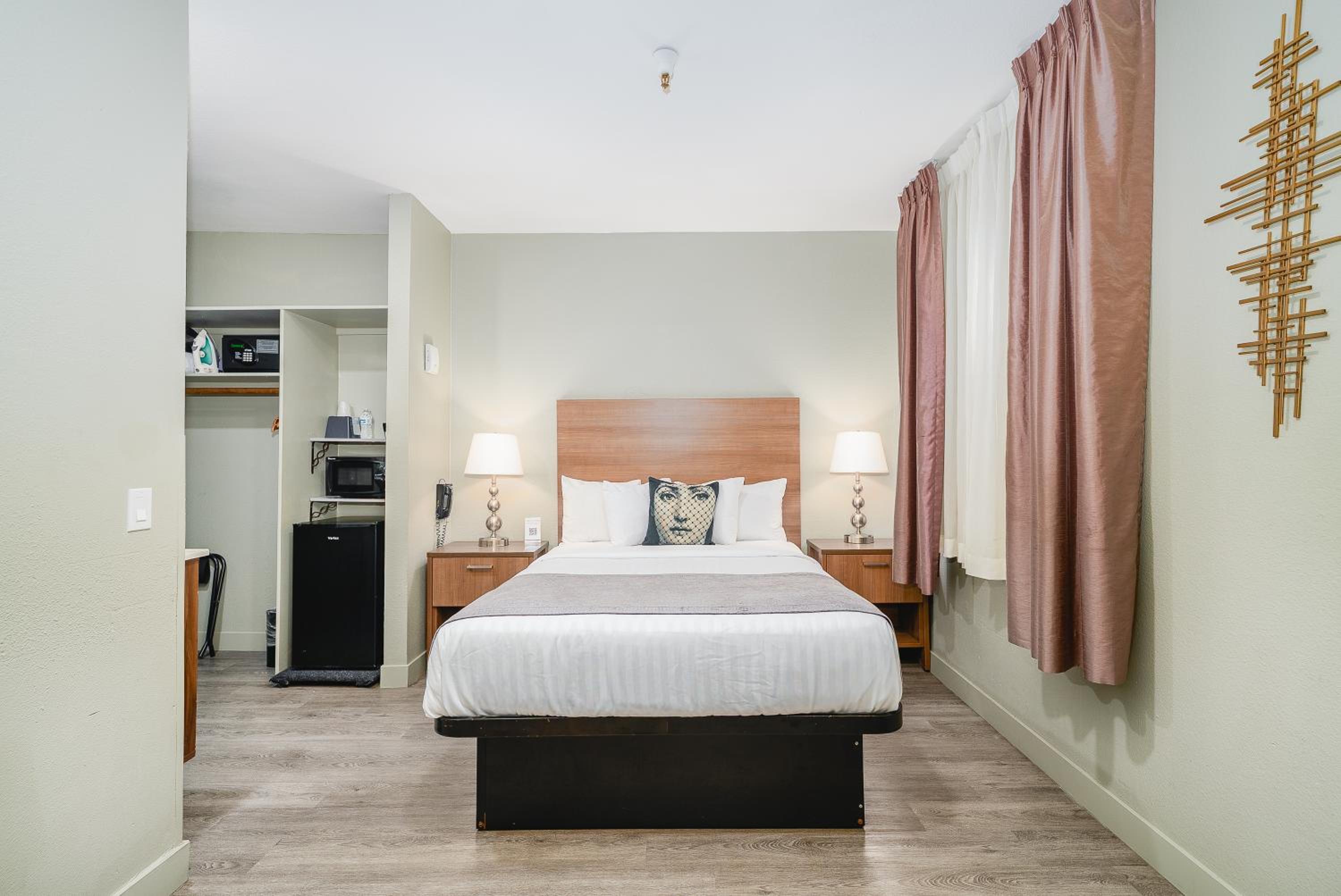 غرفة سوبيريور بسرير كوين، Urban Boutique Hotel 5/10