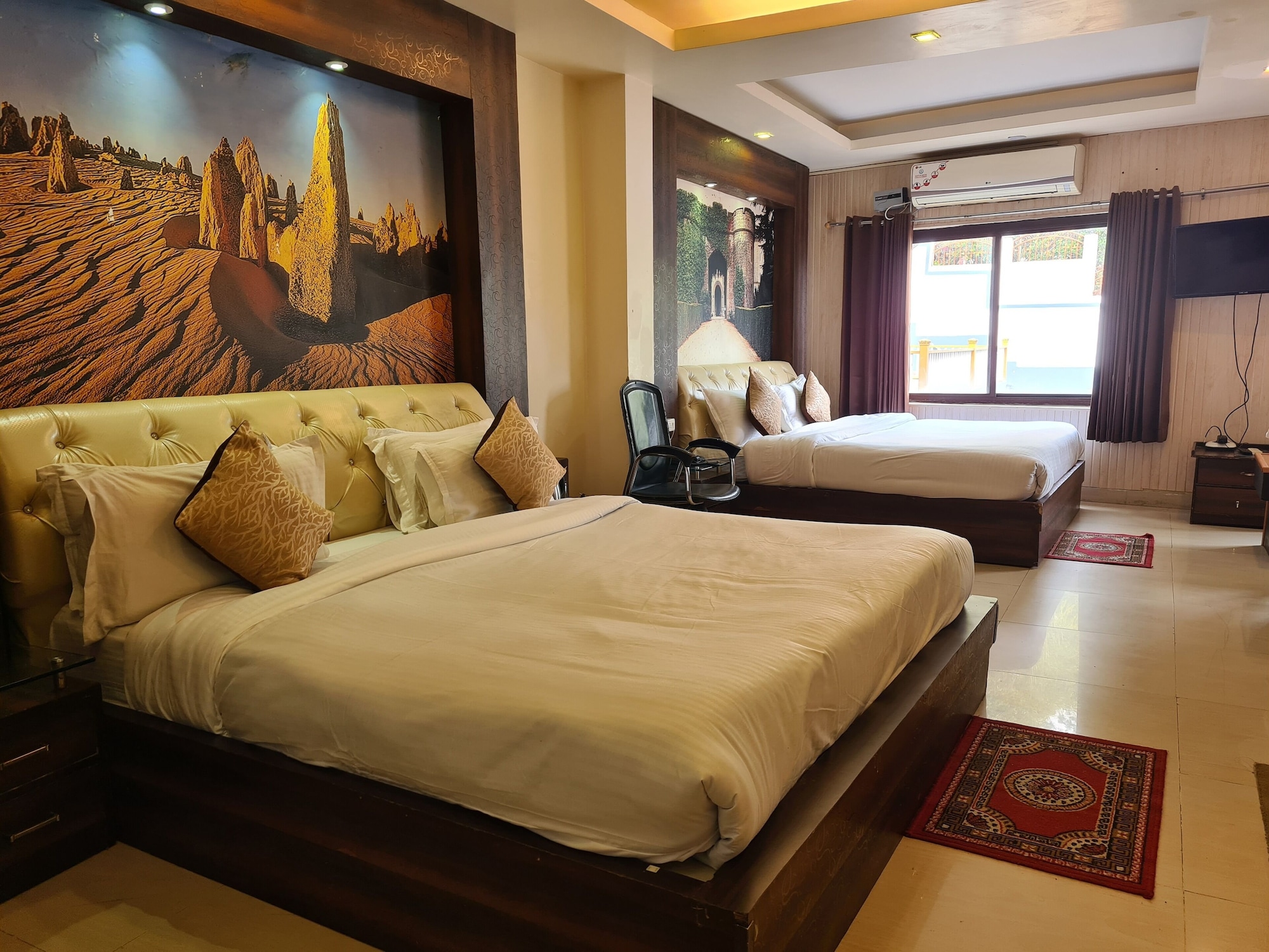 FAMILY, DOUBLE BED