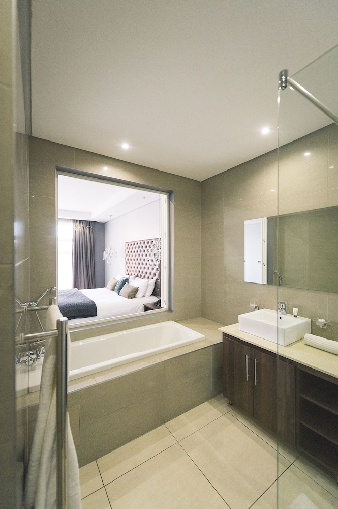 Blue Diamond Boutique Hotel 4/36