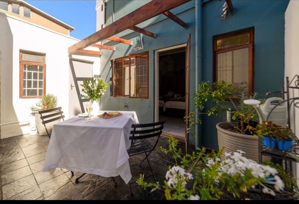 Leeuwenzee Guest House 5/50